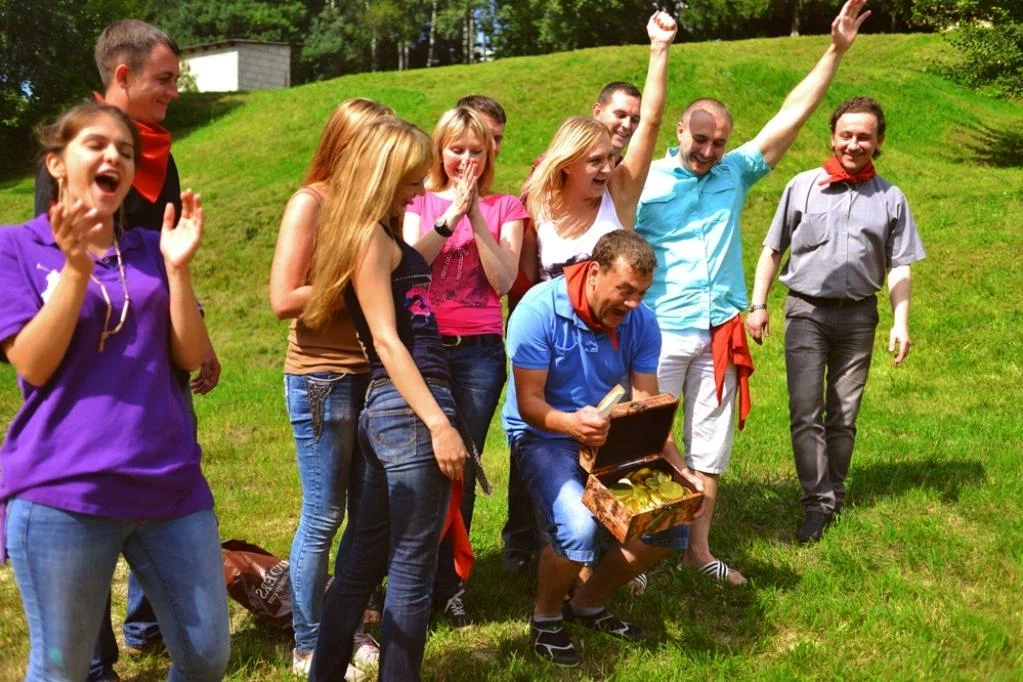 Выездное квест-шоу Битва за корону фото 1